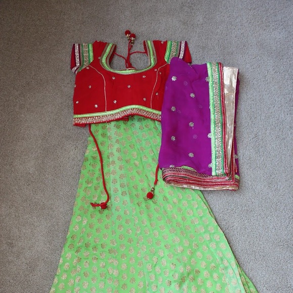 Chaniya choli - Picture 1 of 8